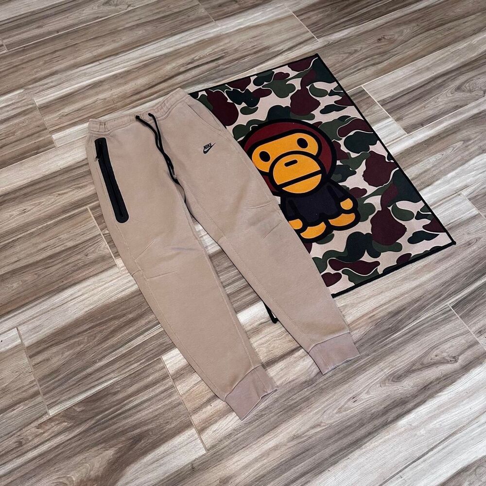 Nike Tech Fleece Brown Sweatpants